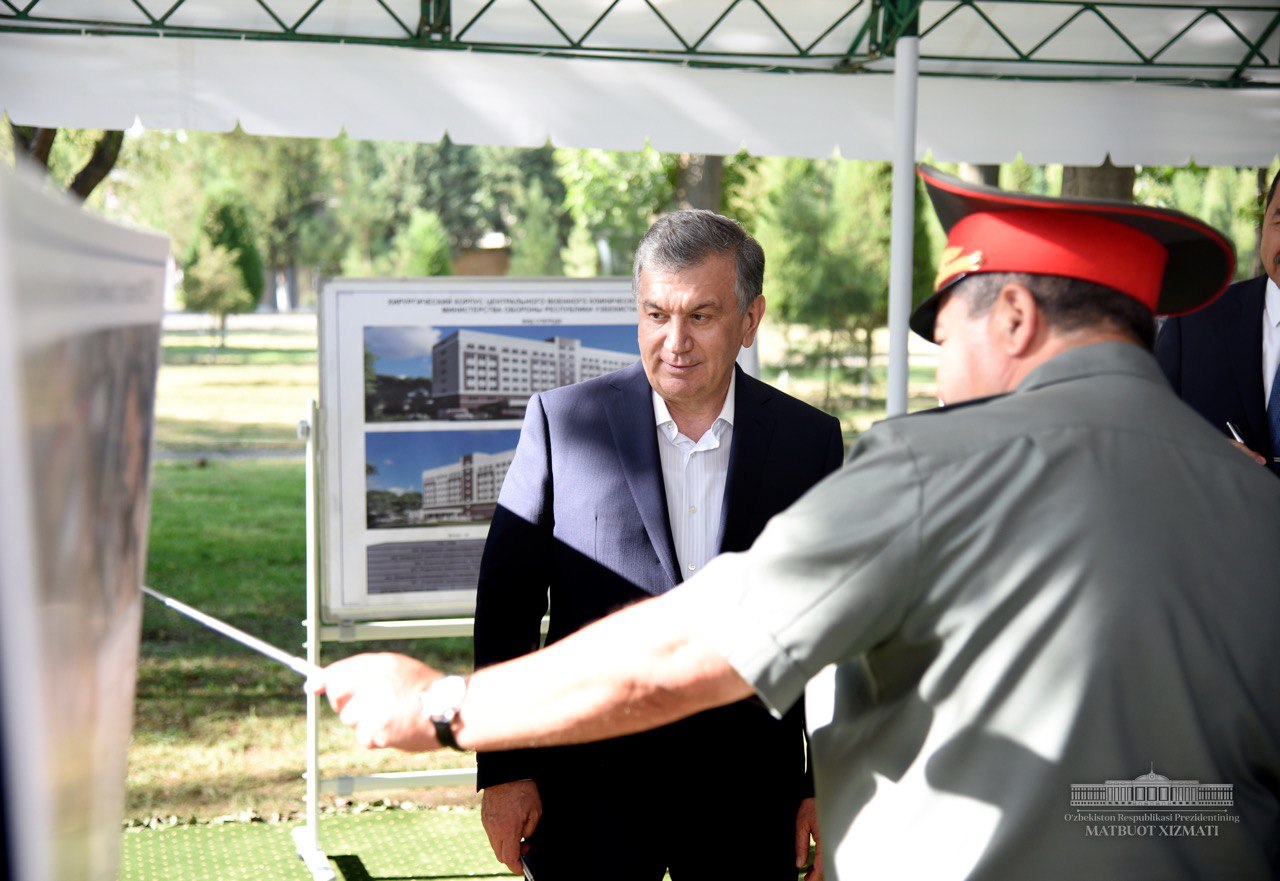 Shavkat Mirziyoyev instructs to introduce modern management in medicine