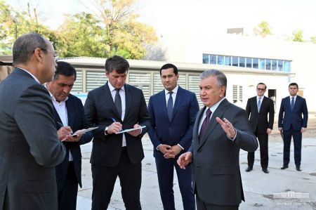 Президент ознакомился с инфраструктурными проектами в Ташкенте
