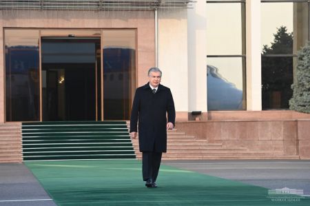 The President Leaves for Seoul